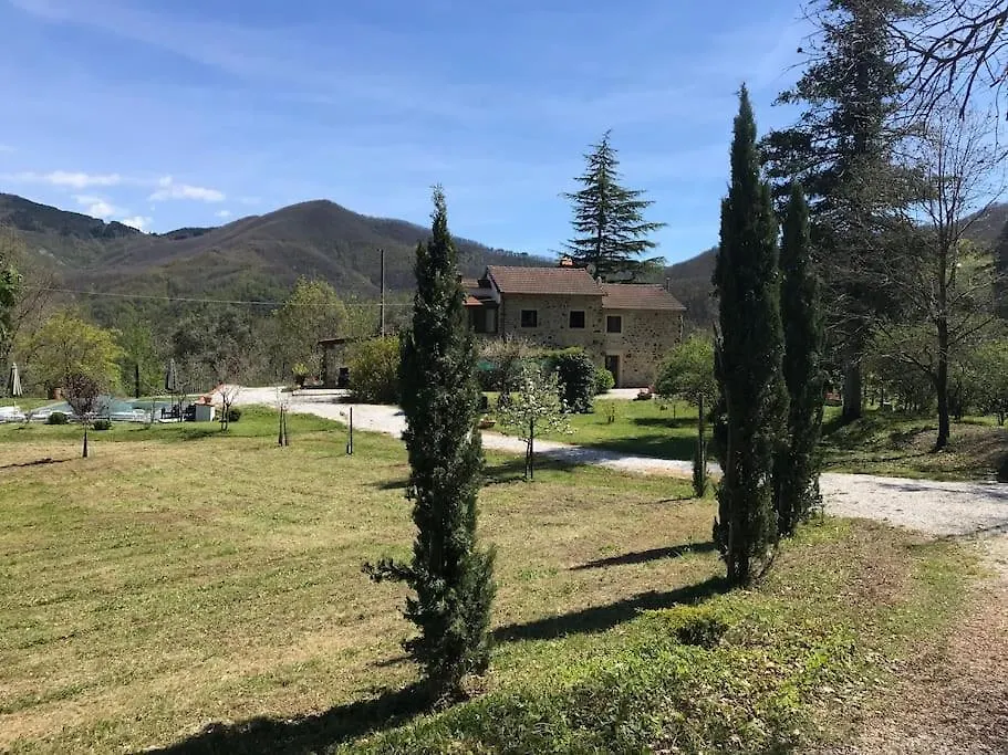 Villa Casale Del Pozzo-Villa With Pool - Fosdinovo In The Borgo Of Pulica Tendola