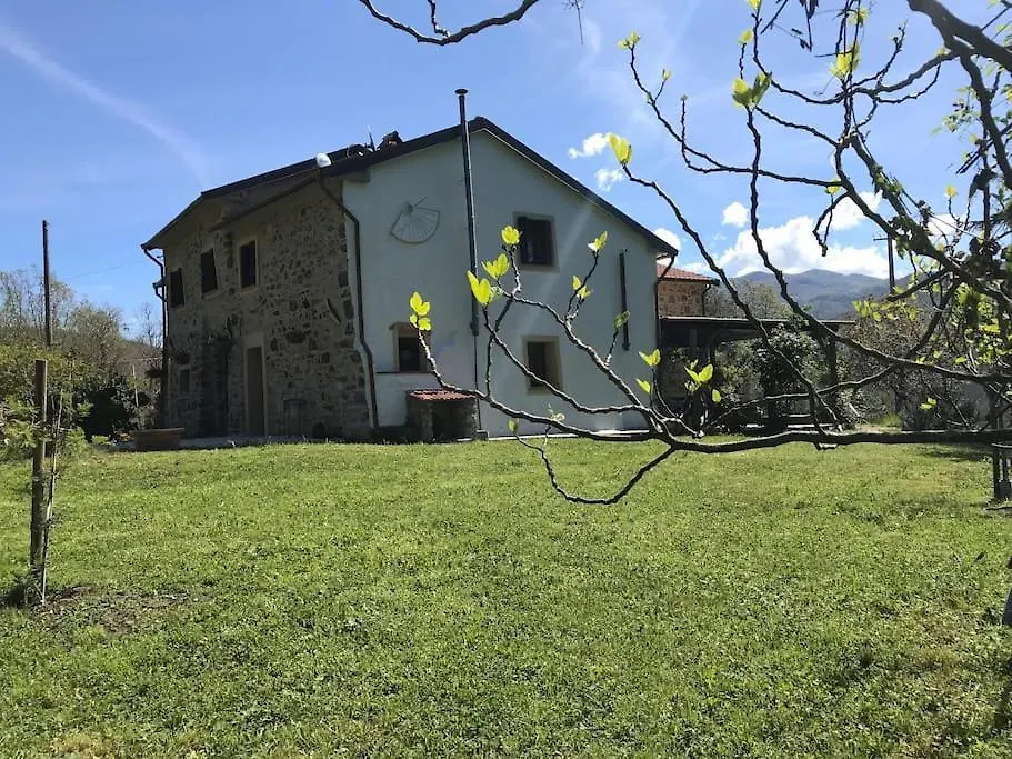 Casale Del Pozzo-Villa With Pool - Fosdinovo In The Borgo Of Pulica Tendola Villa